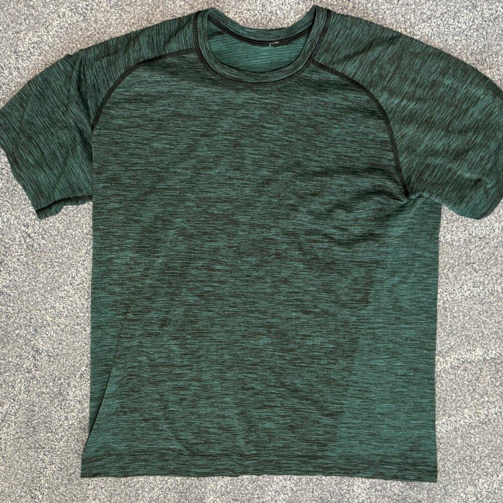 Lululemon Metal Vent Tech Short-Sleeve Shirt Green Hunter Black Heather Large
